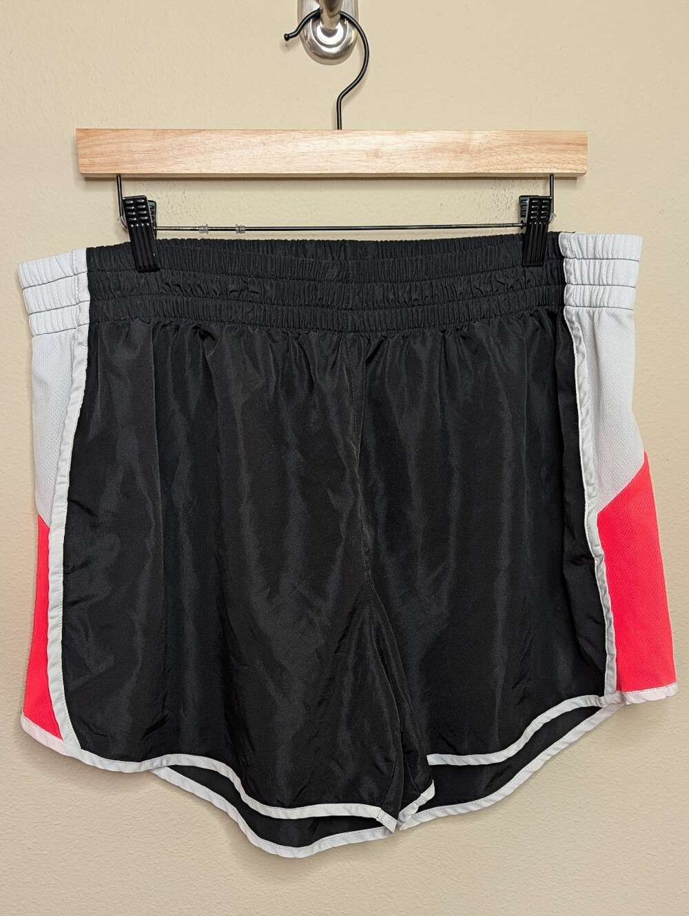 Zone Pro Black Colorblock Running Shorts 2X Coral White Mesh Panel